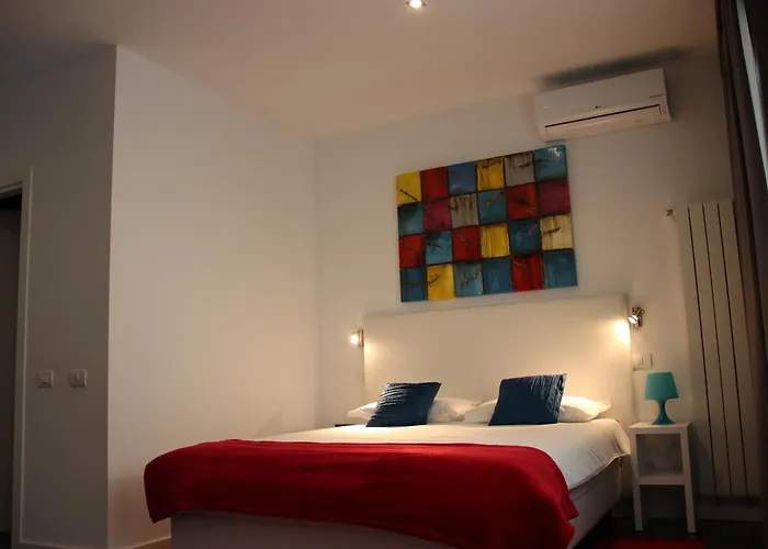 Living Aparthotel